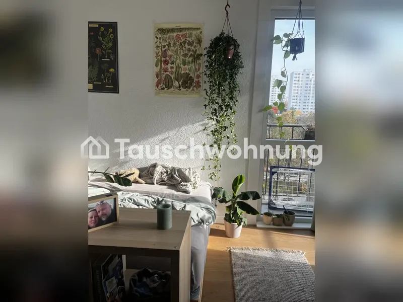 Tauschwohnung: helle 1-Zimmer Wohnung gegen 2-3 Zimmer — photo 1